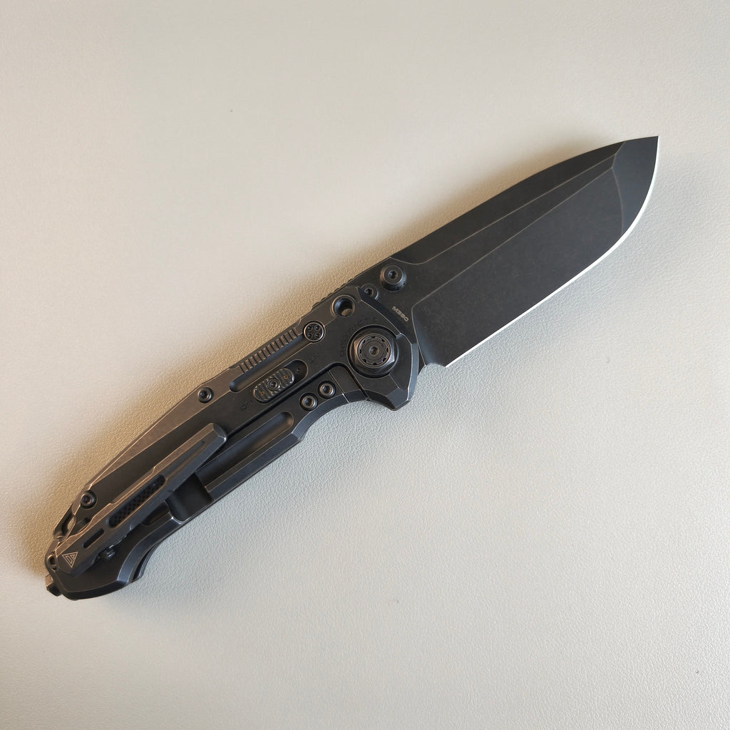District 9 Hypocenter black stone wash finish
